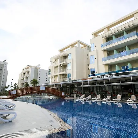 Hotel Tirana