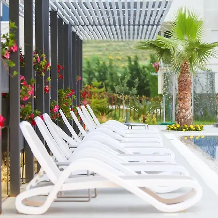 Hotel Tirana Radhimë