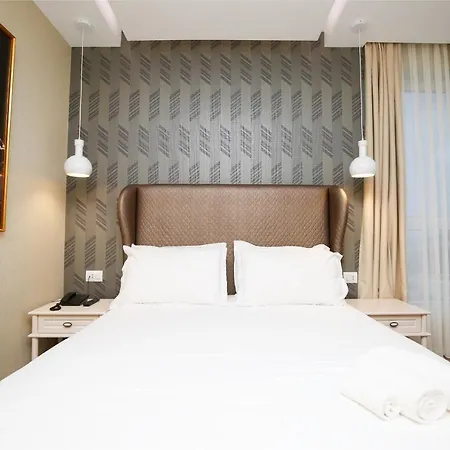 Hotel Tirana Radhimë