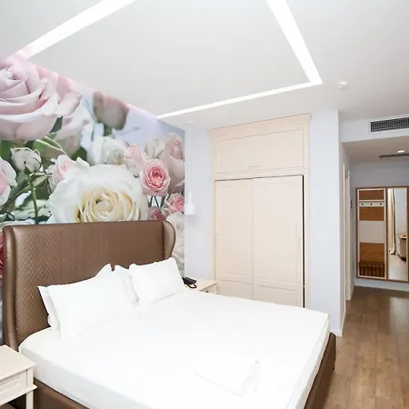 Hotel Tirana