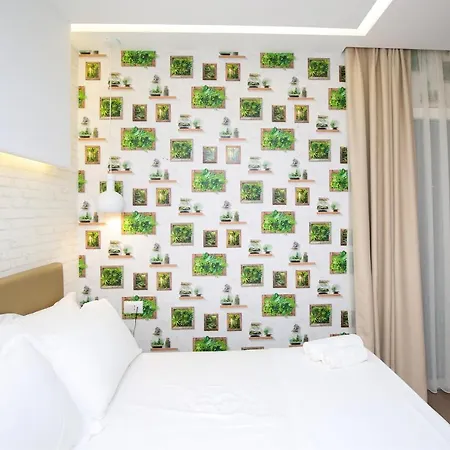 Hotel Tirana *