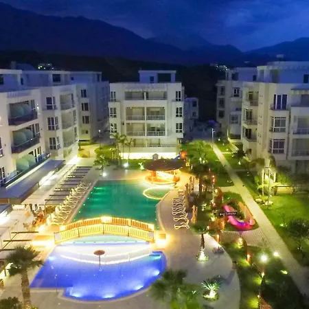 Tirana Hotel *