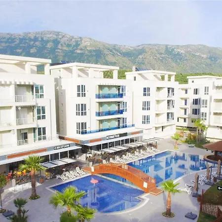 Tirana Ξενοδοχείο