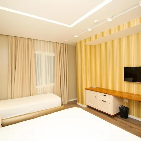 Tirana * Radhime